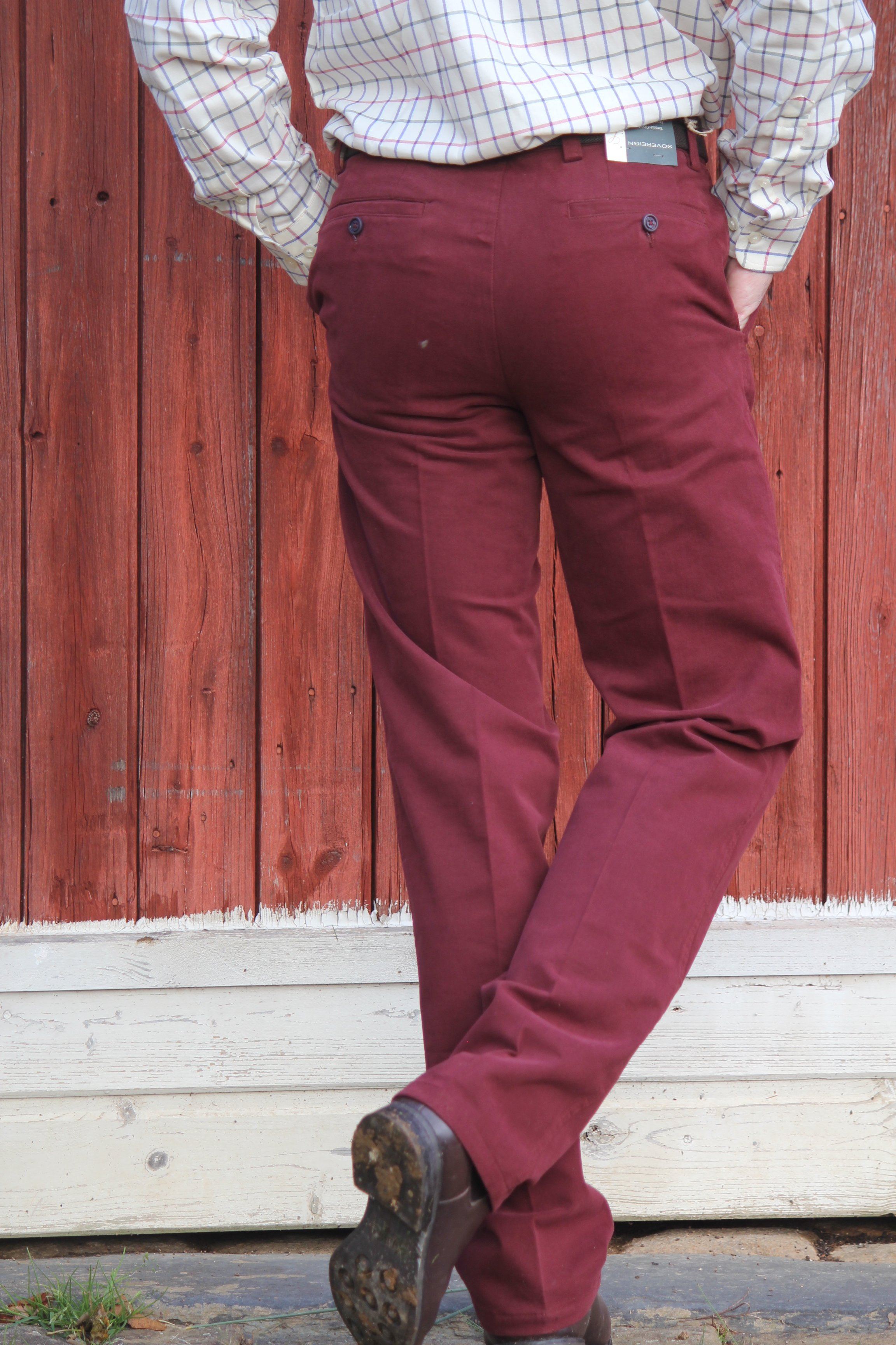 Chino bordeaux 2025